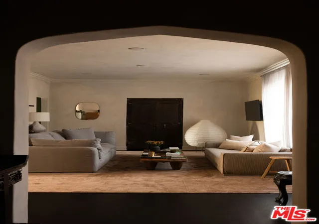 1424-n-crescent-hts-blvd-34-west-hollywood-ca-90046/hzid_3418fc6a