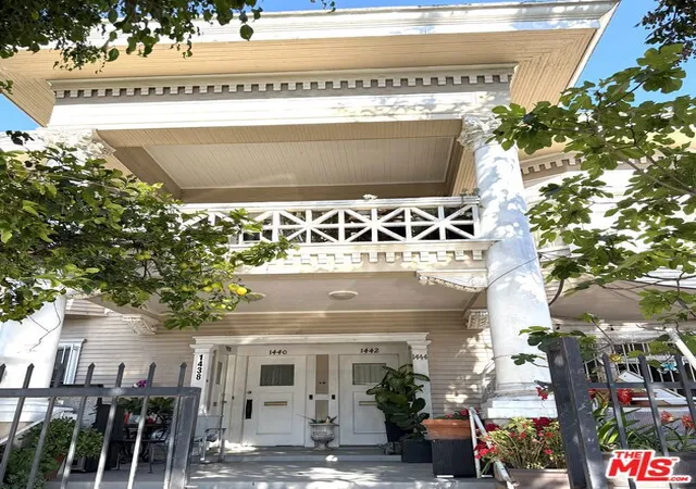 1438-magnolia-ave-los-angeles-ca-90006/hzid_36011c19