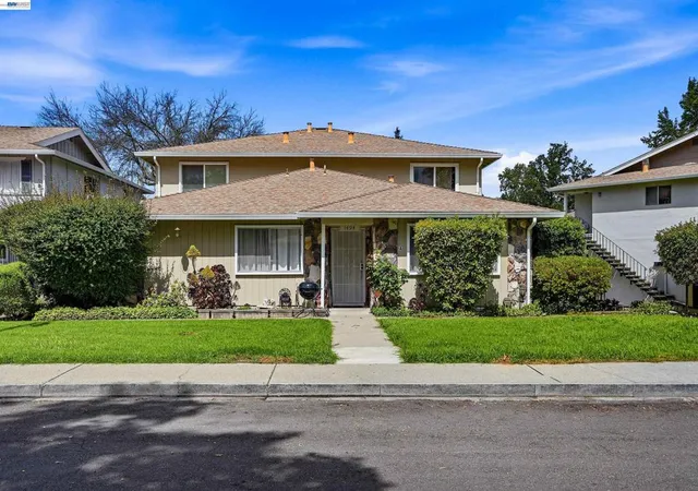 1494-del-rio-cir-d-concord-ca-94518/hzid_c1d79f46