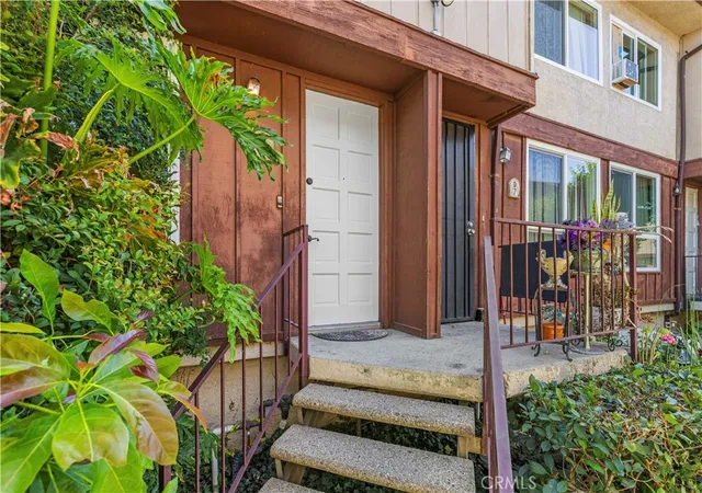 7320-lennox-ave-d8-van-nuys-ca-91405/hzid_5d4f81a6