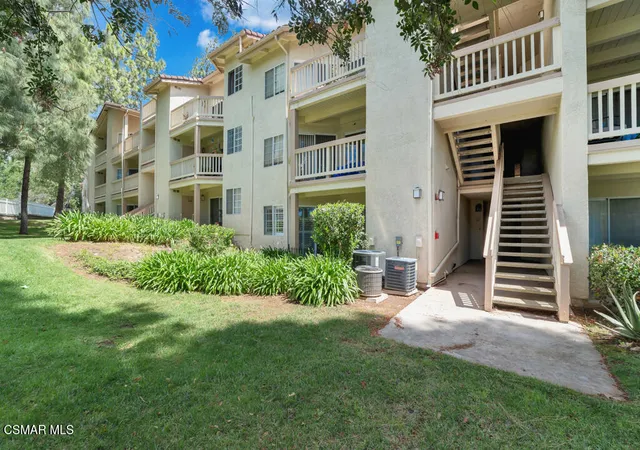 653-oak-run-trl-tl109-oak-park-ca-91377/hzid_85f86d01