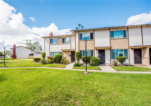 1722-mitchell-95-tustin-ca-92780/hzid_0836db11