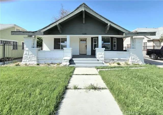 1225-w-41st-1227-los-angeles-ca-90037/hzid_9b311eb9