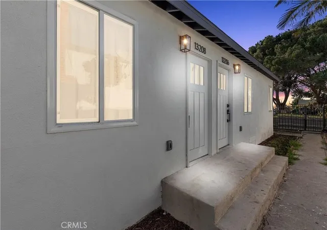 13206-s-vermont-gardena-ca-90247/hzid_68fe617b
