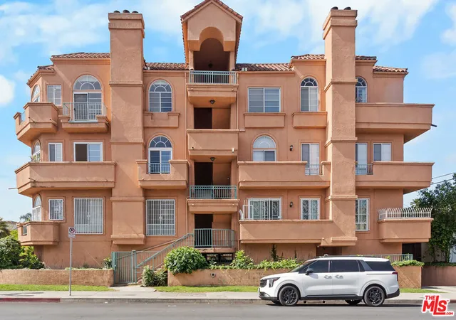 801-lorraine-blvd-301-los-angeles-ca-90005/hzid_1a44ca41