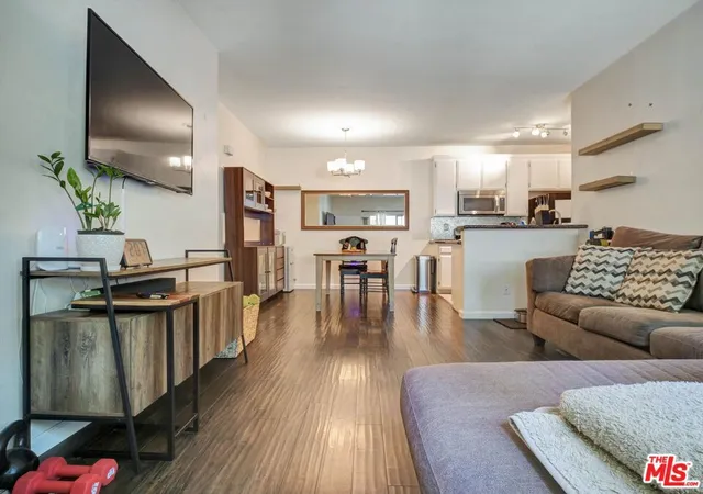 110-maegan-pl-2-thousand-oaks-ca-91362/hzid_eb4d3e09