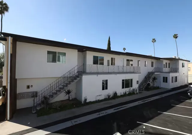 1441-s-cloverdale-los-angeles-ca-90019/hzid_54061a43