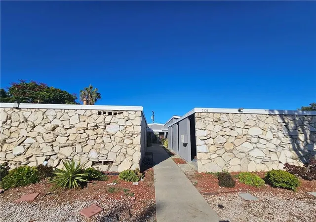 2121-w-catalina-anaheim-ca-92801/hzid_4e4f08c9