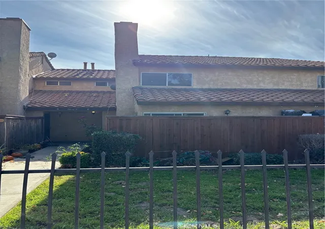 16595-upland-e-fontana-ca-92335/hzid_82b17fc4