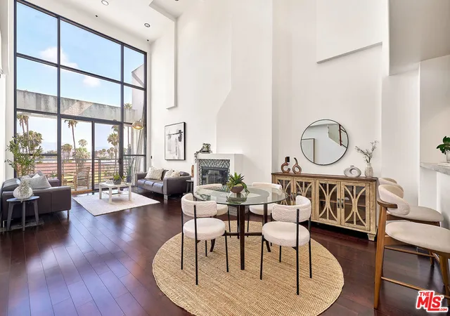 520-s-kingsley-dr-ph3-los-angeles-ca-90020/hzid_30a9c16c
