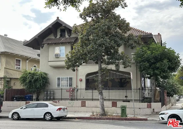 2300-w-12th-street-los-angeles-ca-90006/hzid_41a4b257