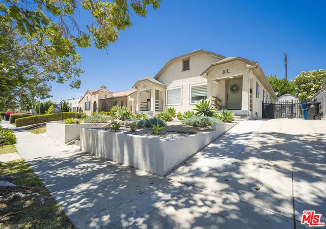 1011-s-plymouth-blvd-los-angeles-ca-90019/hzid_9677e9c0