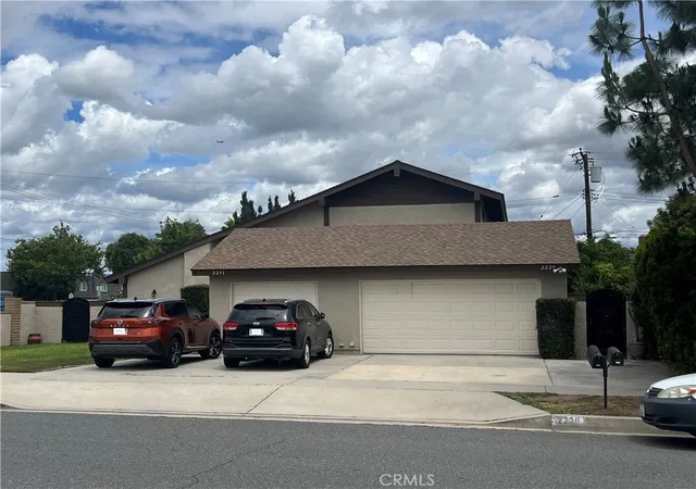 2229-ponderosa-santa-ana-ca-92705/hzid_625a1a6d