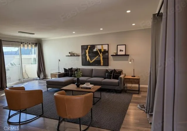 10749-new-haven-st-sun-valley-ca-91352/hzid_7d701b9c