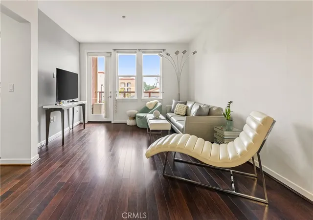 12842-palm-110-garden-grove-ca-92840/hzid_3e369860