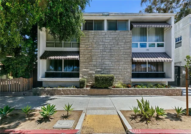 1070-chestnut-long-beach-ca-90813/hzid_784fc442