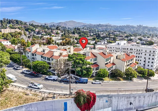 1900-vine-st-212-los-angeles-ca-90068/hzid_71c8f97e