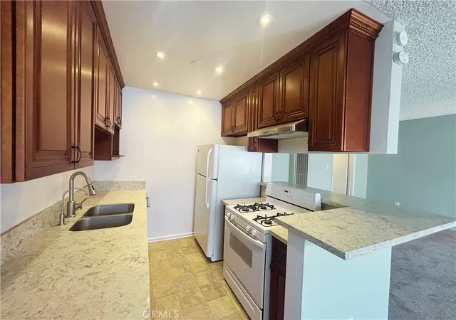 1522-s-centinela-ave-204-los-angeles-ca-90025/hzid_7a96bf5c