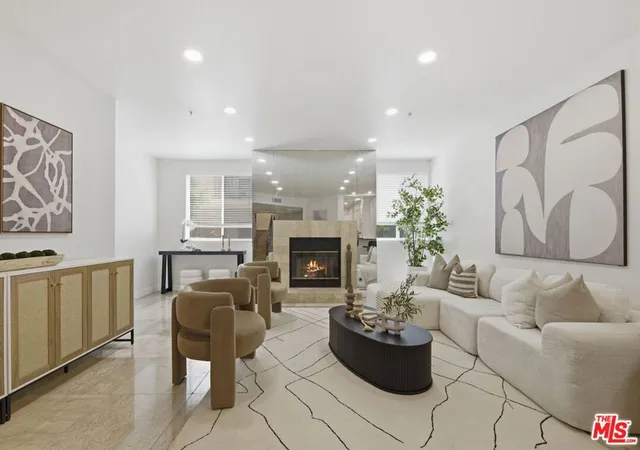 120-s-crescent-dr-104-beverly-hills-ca-90212/hzid_993c63f0