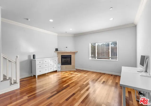 528-n-westmoreland-ave-5-los-angeles-ca-90004/hzid_576fb704