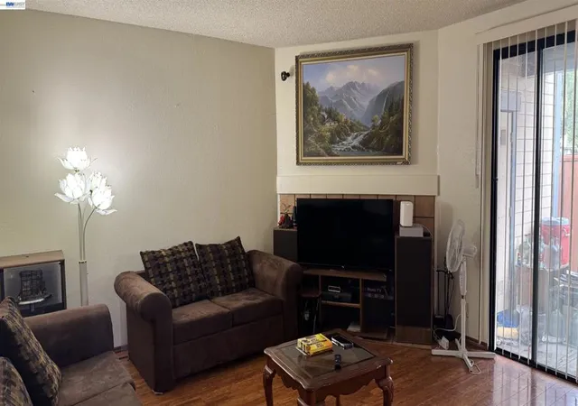 6043-joaquin-murieta-ave-d-newark-ca-94560/hzid_0132cde8