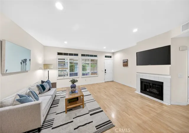 13310-kilkenny-ct-224-la-mirada-ca-90638/hzid_9b57c495