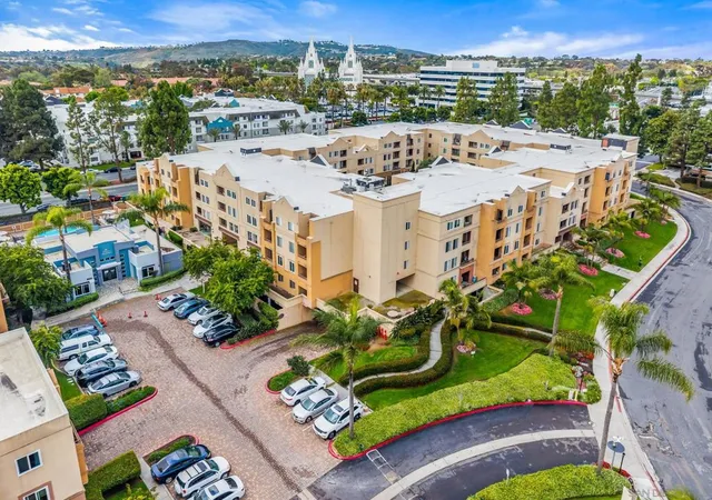 8889-caminito-plaza-centro-7225-san-diego-ca-92122/hzid_62238cda