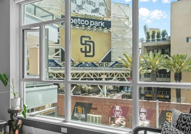 325-7th-308-san-diego-ca-92101/hzid_af9bb6f5