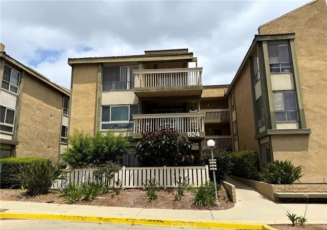 824-pinetree-cir-36-thousand-oaks-ca-91360/hzid_9bab7a77