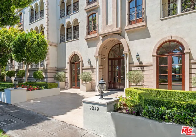 9249-burton-wy-302-beverly-hills-ca-90210/hzid_6eb021bd