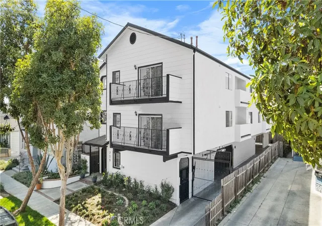 755-gaviota-ave-long-beach-ca-90813/hzid_d1415f85