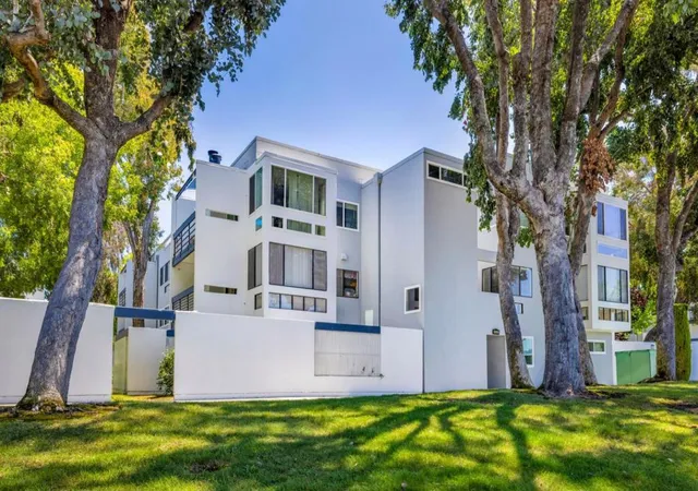 1033-shell-blvd-7-foster-city-ca-94404/hzid_d4414087