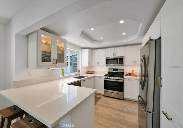 811-west-15th-2b-newport-beach-ca-92663/hzid_ccccc354