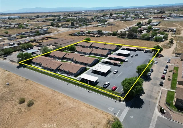 18335-montezuma-adelanto-ca-92301/hzid_fb3395c8