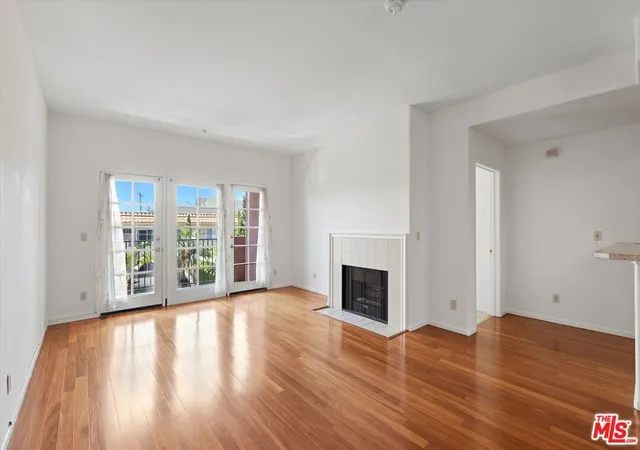 1522-s-saltair-ave-206-los-angeles-ca-90025/hzid_b6103158
