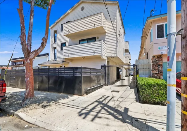 646-nebraska-ave-6-long-beach-ca-90802/hzid_27f8da44