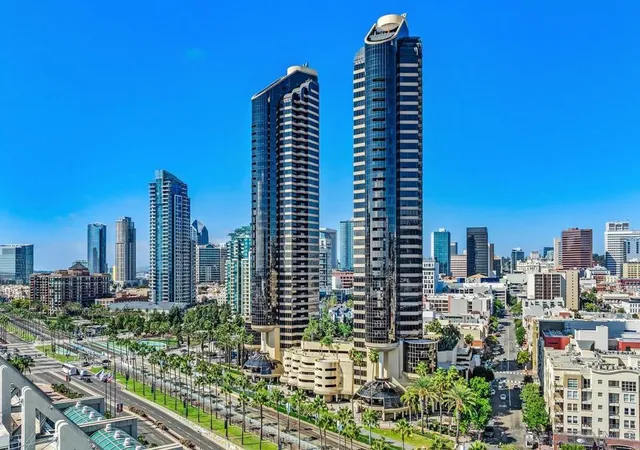 200-harbor-dr-302-san-diego-ca-92101/hzid_b9c84896