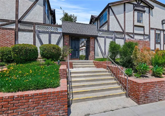 20737-roscoe-blvd-703-winnetka-ca-91306/hzid_580169db