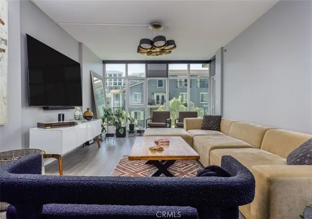 411-w-seaside-wy-302-long-beach-ca-90802/hzid_53f8c18b