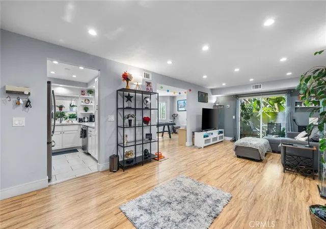 4146-e-mendez-127-long-beach-ca-90815/hzid_47ca13c8