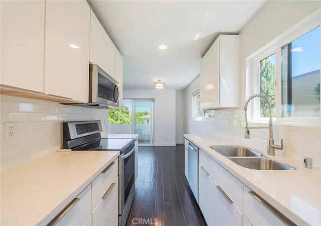 1601-veteran-ave-301-302-los-angeles-ca-90024/hzid_d1fb4058