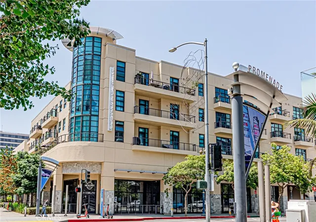 133-the-n-long-beach-ca-90802/hzid_d469f159