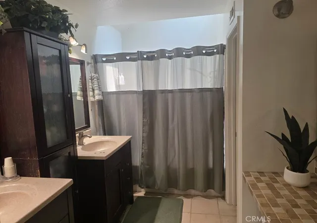 1327-zeus-west-covina-ca-91790/hzid_3c5a1c16