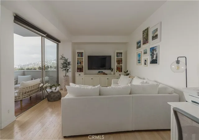 7250-franklin-ave-1008-los-angeles-ca-90046/hzid_77277fb5