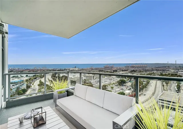 411-w-seaside-wy-1804-long-beach-ca-90802/hzid_1b414fc8
