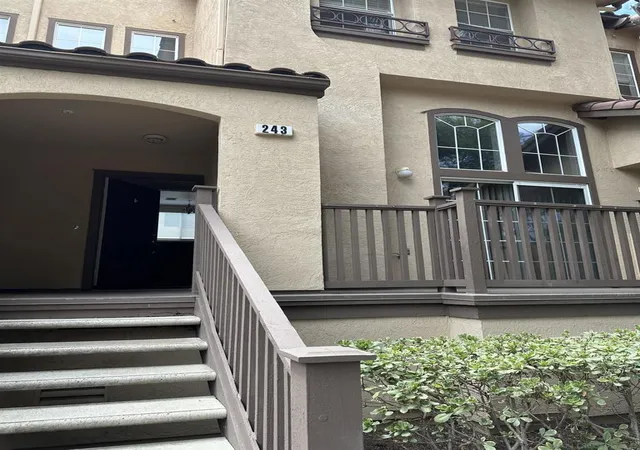 10284-wateridge-circle-243-san-diego-ca-92121/hzid_90cdbefc