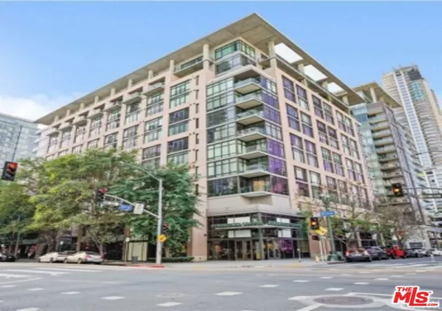 1111-s-grand-ave-804-los-angeles-ca-90015/hzid_94917c33