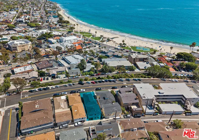 216-cliff-dr-laguna-beach-ca-92651/hzid_01c32473