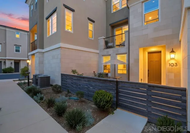 1225-sunrise-view-103-san-marcos-ca-92078/hzid_f8b35f6a