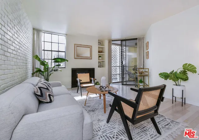 750-n-kings-rd-217-west-hollywood-ca-90069/hzid_4c975a74